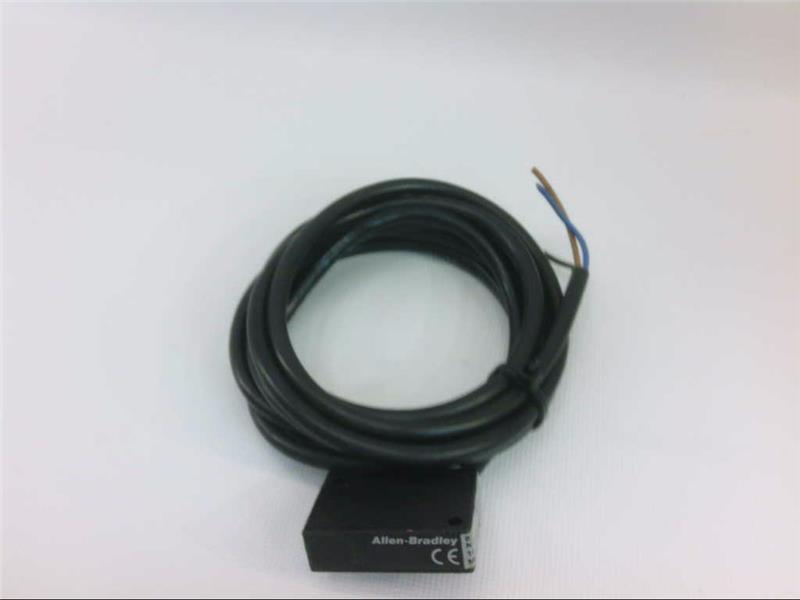 ALLEN BRADLEY 871FM-D2NP12-E2