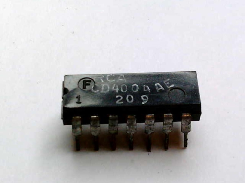 GENERIC CD4004AE