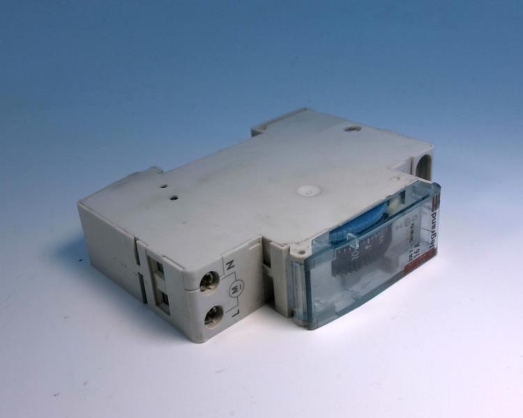 LEGRAND 037 40 MICROREX QT11