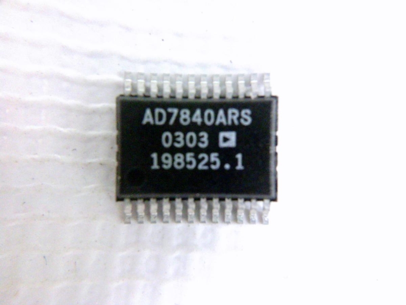 ANALOG DEVICES AD7840ARS