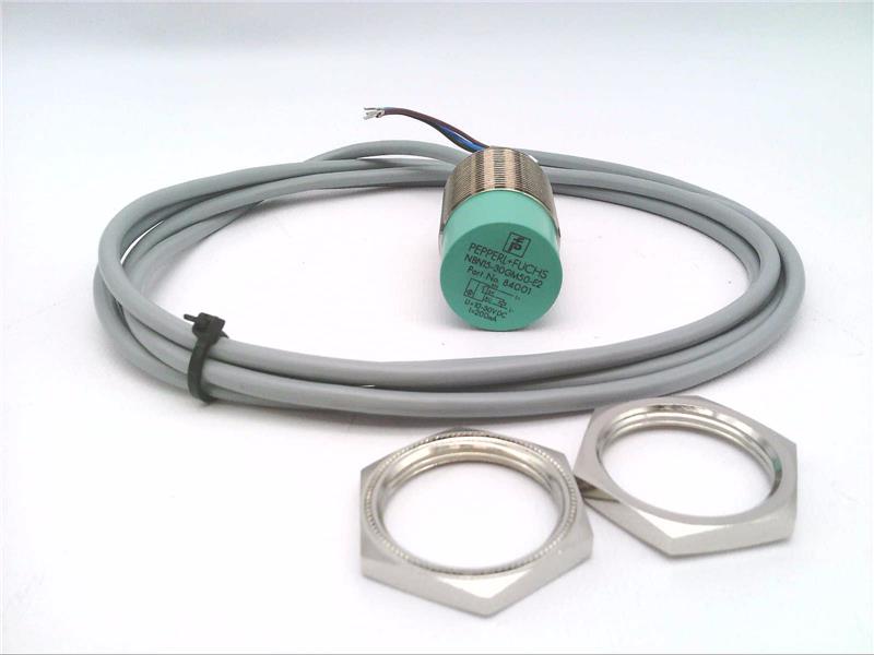 PEPPERL & FUCHS NBN15-30GM50-E2