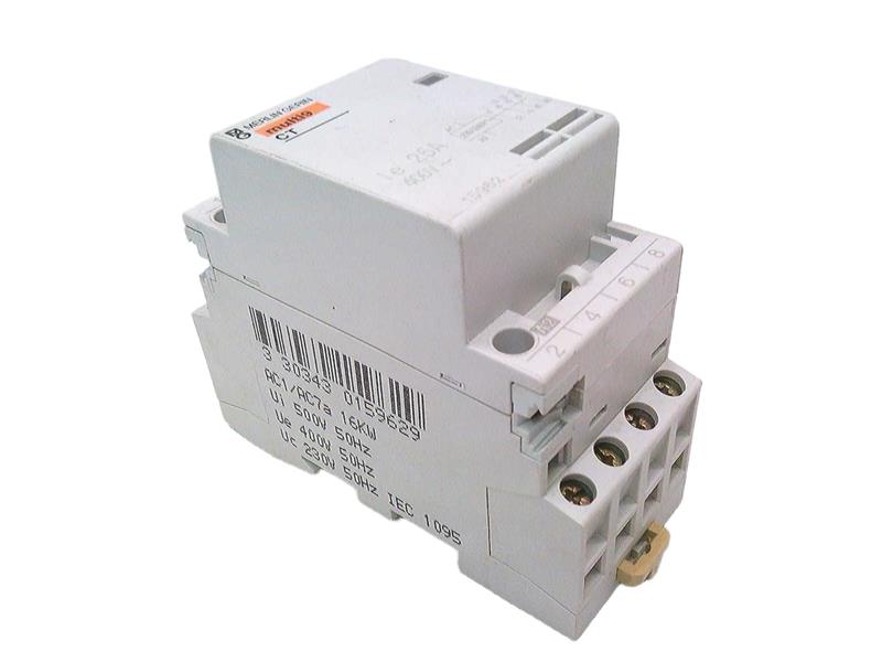15962 by SCHNEIDER ELECTRIC