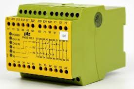 PILZ PNOZ-X10.1-230VAC-6N/O-4N/C-6LED