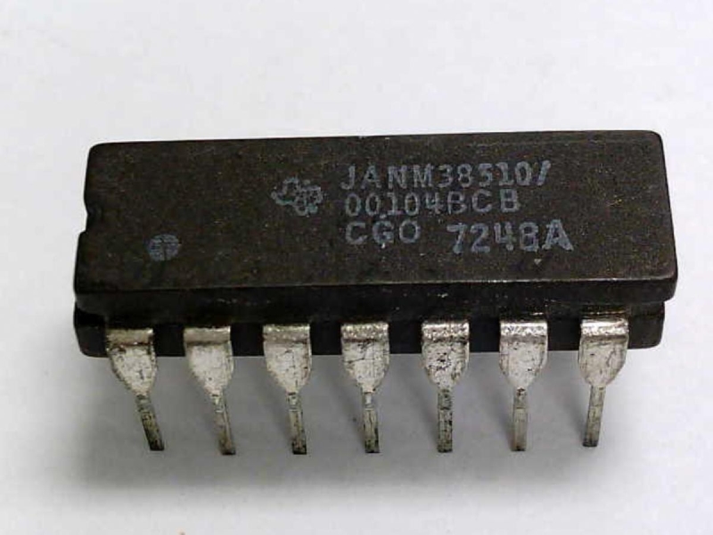 GENERIC M3851000104BCB