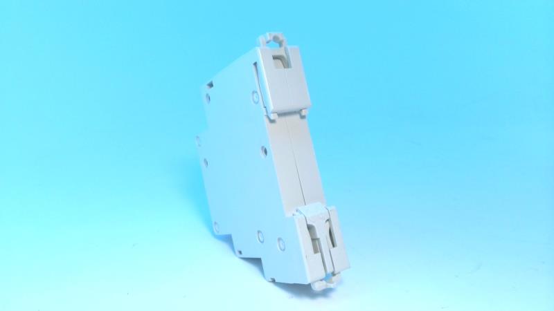 SCHNEIDER ELECTRIC 18032