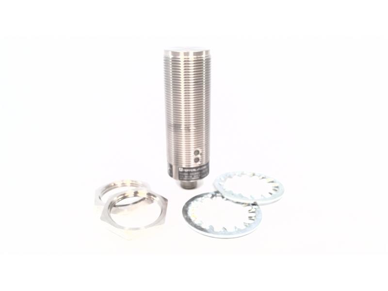 NMB8-30GM85-US-FE-V12 by PEPPERL & FUCHS