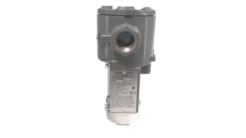 DWYER SA1113E-A4-K2