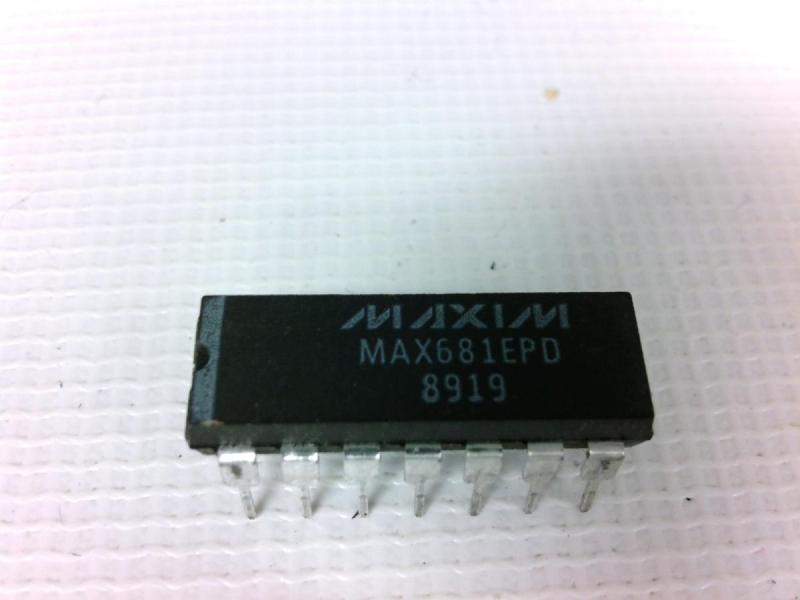 MAXIM INTEGRATED PRODUCTS MAX681EPD