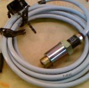 EFECTOR IR-2002-ARKG/UP/M12X1/SW17