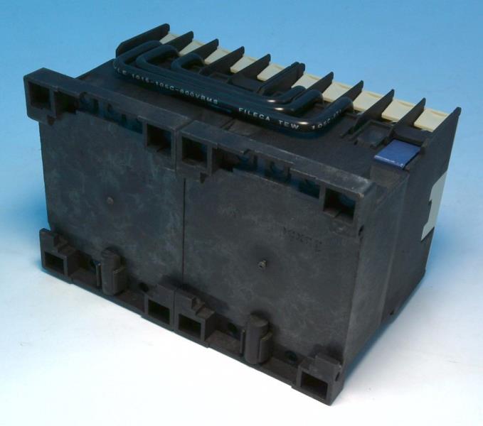 SCHNEIDER ELECTRIC LC2K0910L7