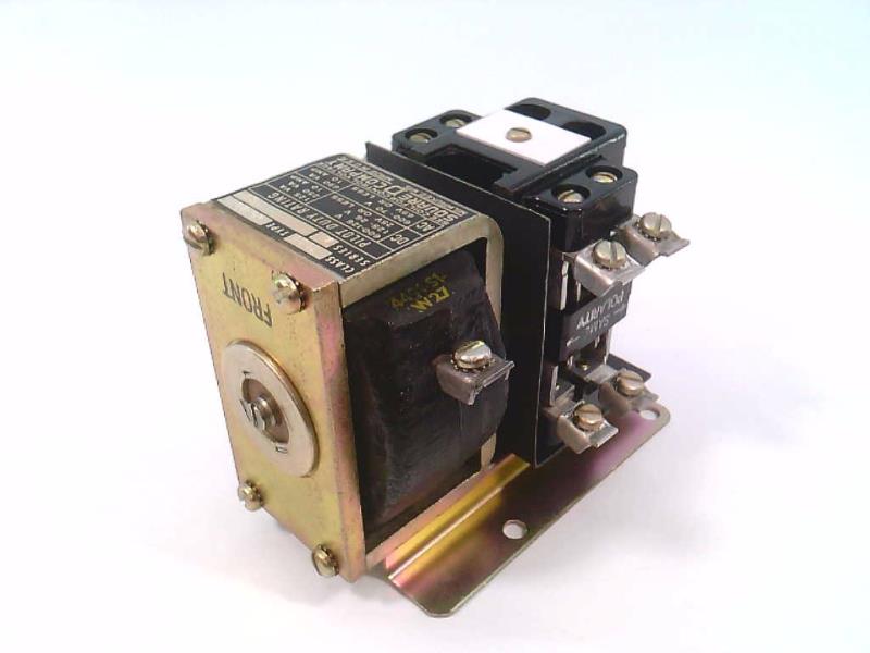 SCHNEIDER ELECTRIC 7001-DO22-24VDC