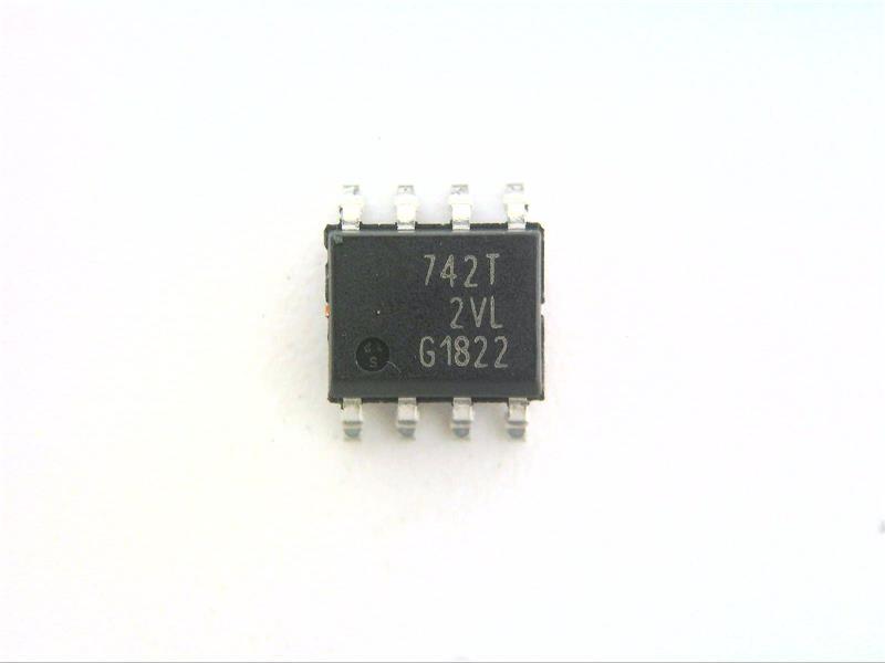 INFINEON BSP742T