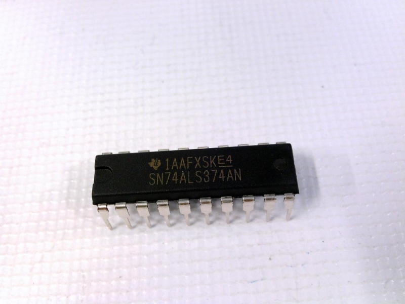 IC74ALS374AN by TEXAS INSTRUMENTS SEMI