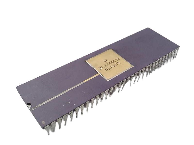 MC68000L10 by NXP SEMICONDUCTOR