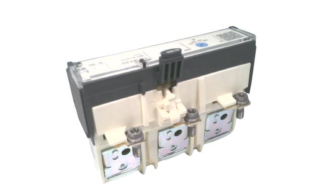 SCHNEIDER ELECTRIC LV438135