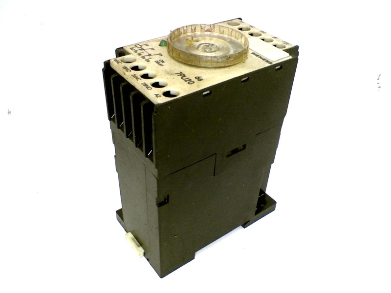 SIEMENS 7PU2040-1BB33