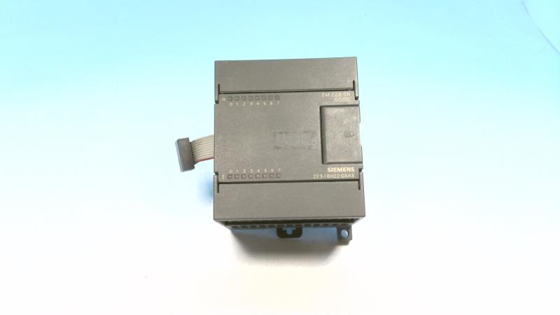 SIEMENS 6ES7223-1BH22-0XA8
