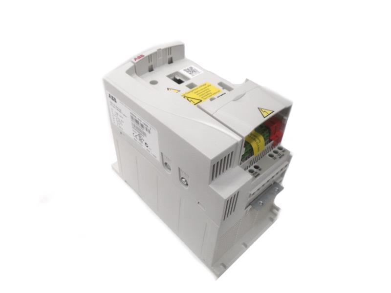 ASEA BROWN BOVERI ACS320-01U-09A8-2