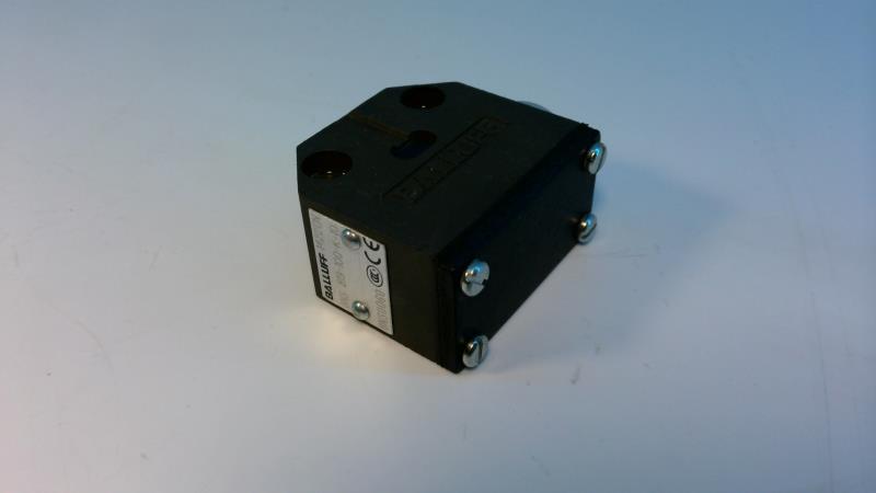 BNS 819-100-K-10 by BALLUFF