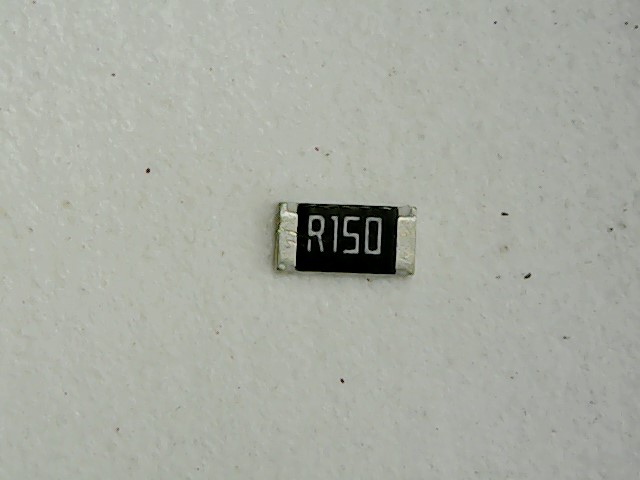 YAGEO RL1206JR070R15L