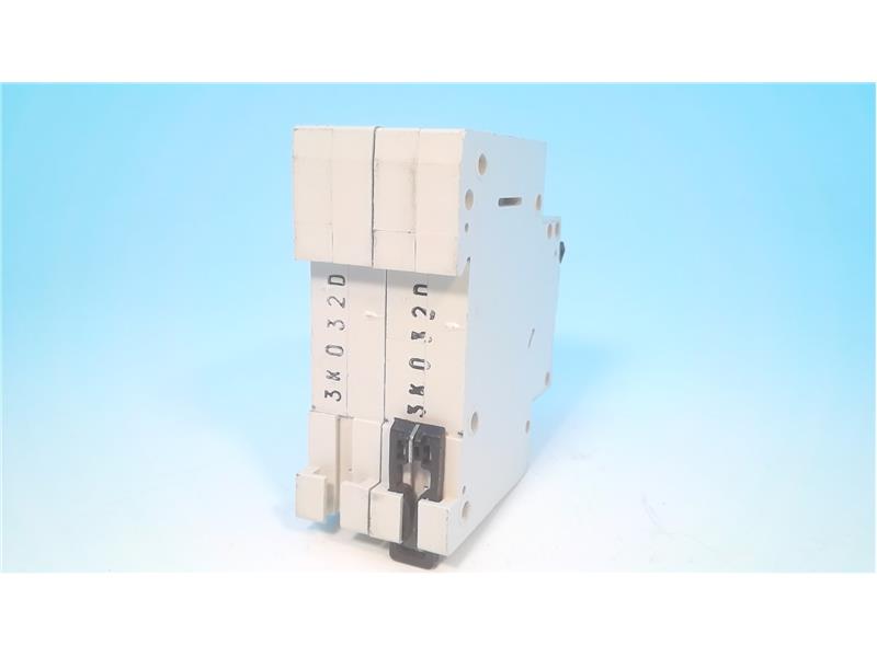 EATON CORPORATION FAZ-D32/2