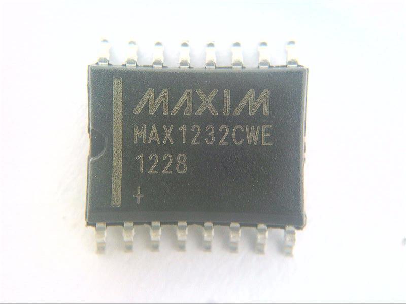 MAXIM INTEGRATED PRODUCTS MAX1232CWE