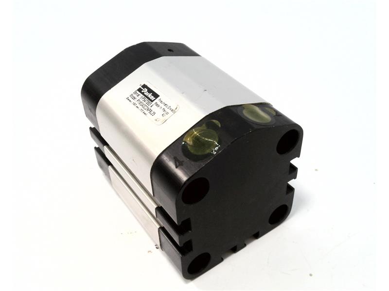 PARKER P1M040C0NP9L25