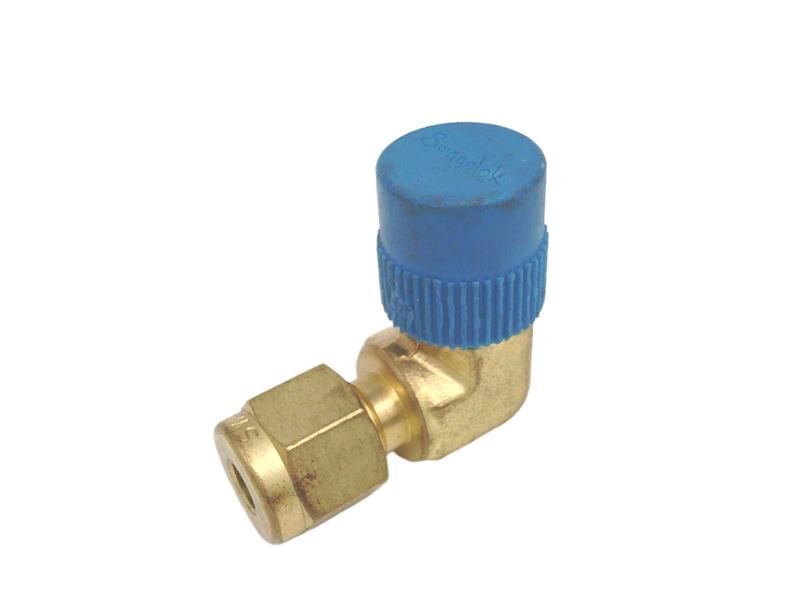 SWAGELOK B-300-2-4
