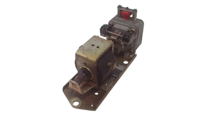 9050-C01E-V61 by SCHNEIDER ELECTRIC