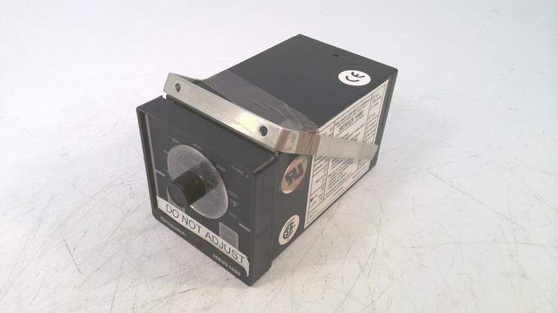 1000111011000 by DANAHER CONTROLS