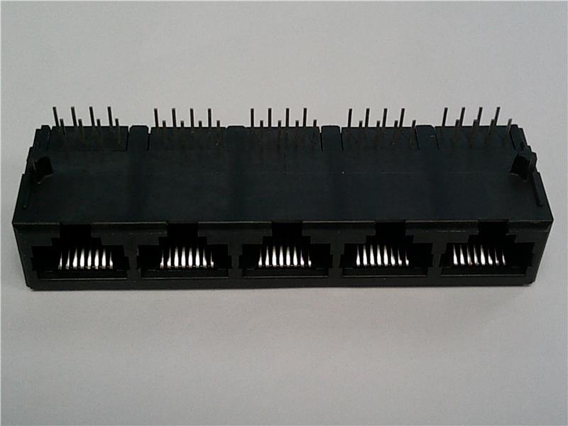 TE CONNECTIVITY 5557563-1