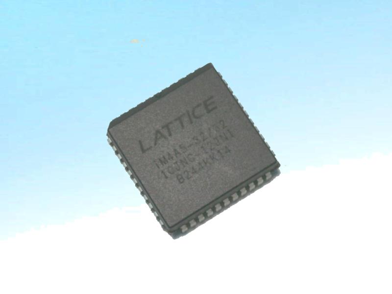 LATTICE M4A5-32/32-10JNC