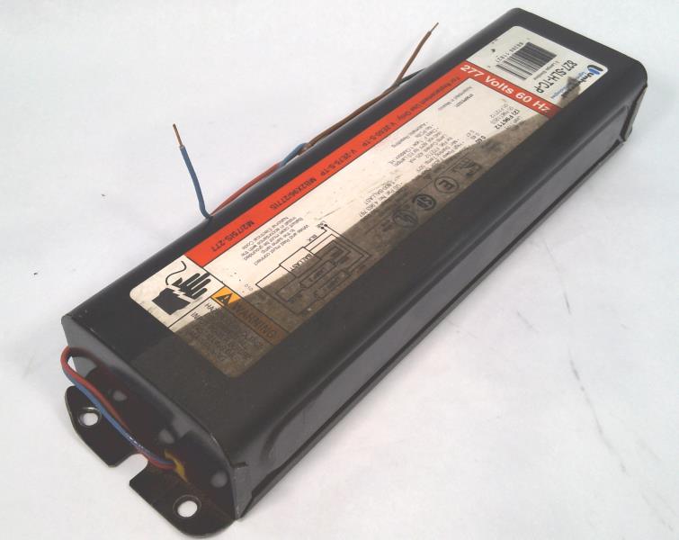 UNIVERSAL LIGHTING TECHNOLOGY 827-SLH-TC-P-000I