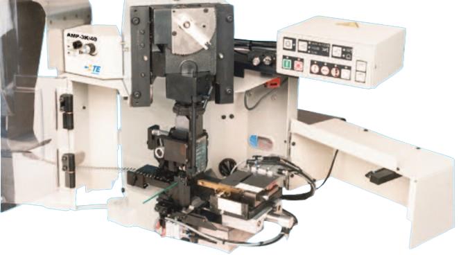 TE CONNECTIVITY 1490503-1