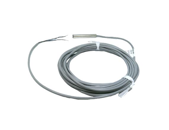 BALLUFF BES 516-371-EO-C-05