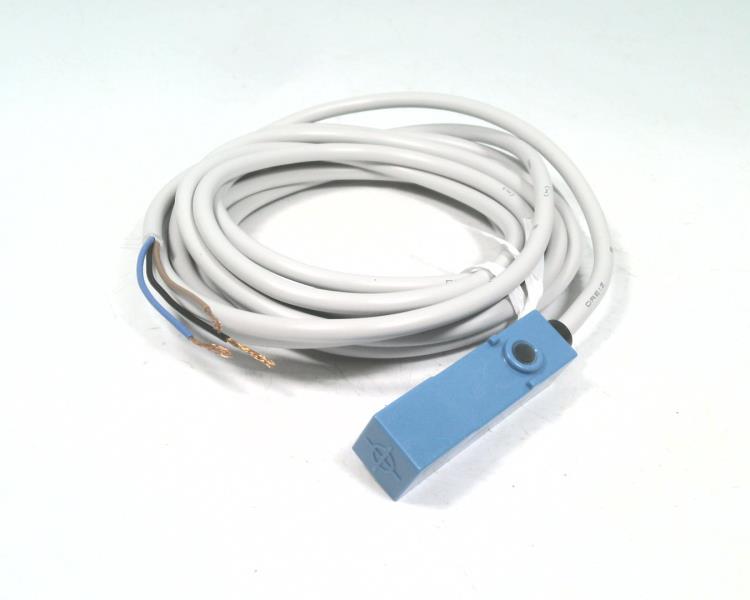 AZBIL CORPORATION FL2-4D6H-L3