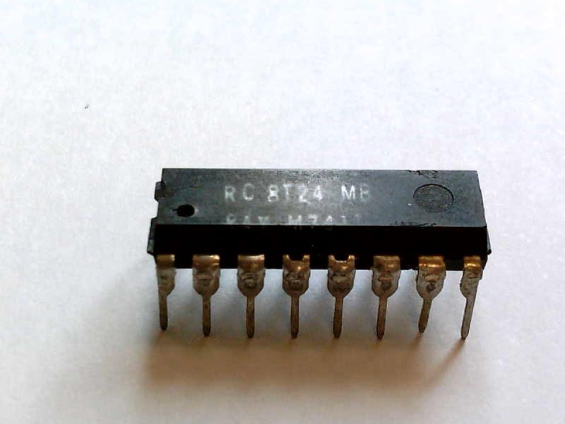 GENERIC RC8T24MB