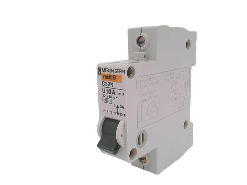 MG-21653 by SCHNEIDER ELECTRIC
