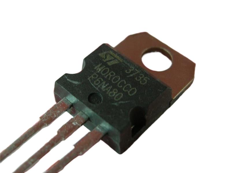 ST MICRO P6NA80