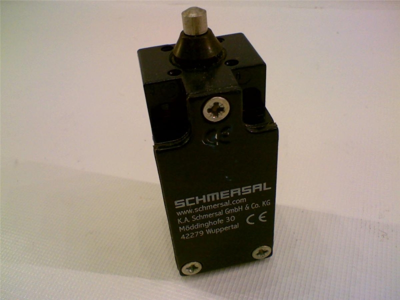 SCHMERSAL ZS 235-11Z-M20