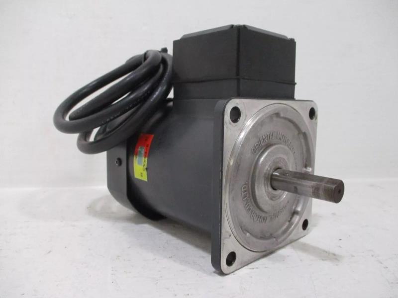 ORIENTAL MOTOR 5IK60A-STF