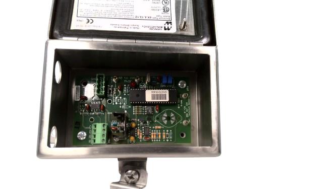 VL-F7-NH3-N4-LPAMK by HONEYWELL