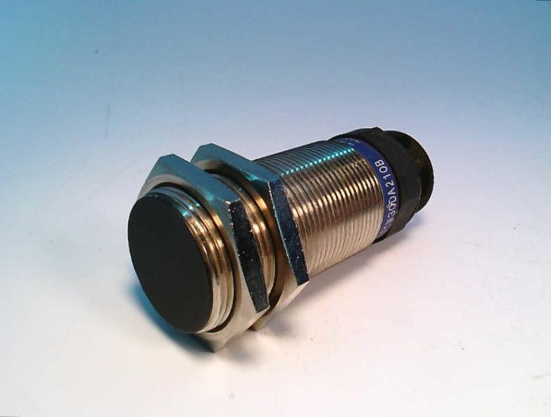 SCHNEIDER ELECTRIC XS1M30DA210B