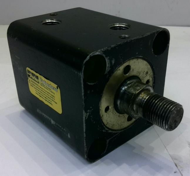 40TRCHD9U4A26 by PARKER