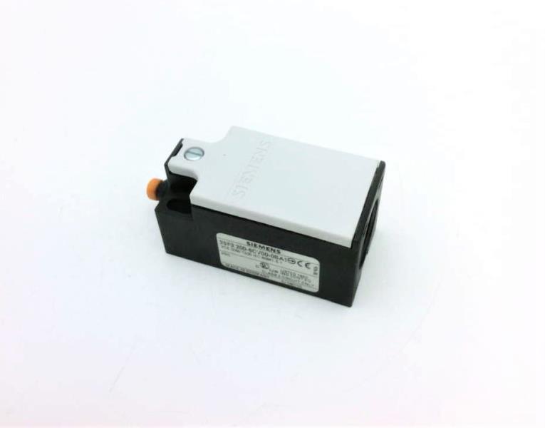 3SF32006-CV00-0BA1 by SIEMENS