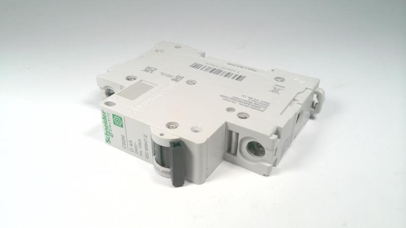 SCHNEIDER ELECTRIC M9F12104