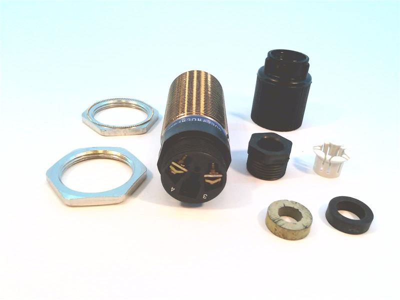 SCHNEIDER ELECTRIC XS1M30MA230B