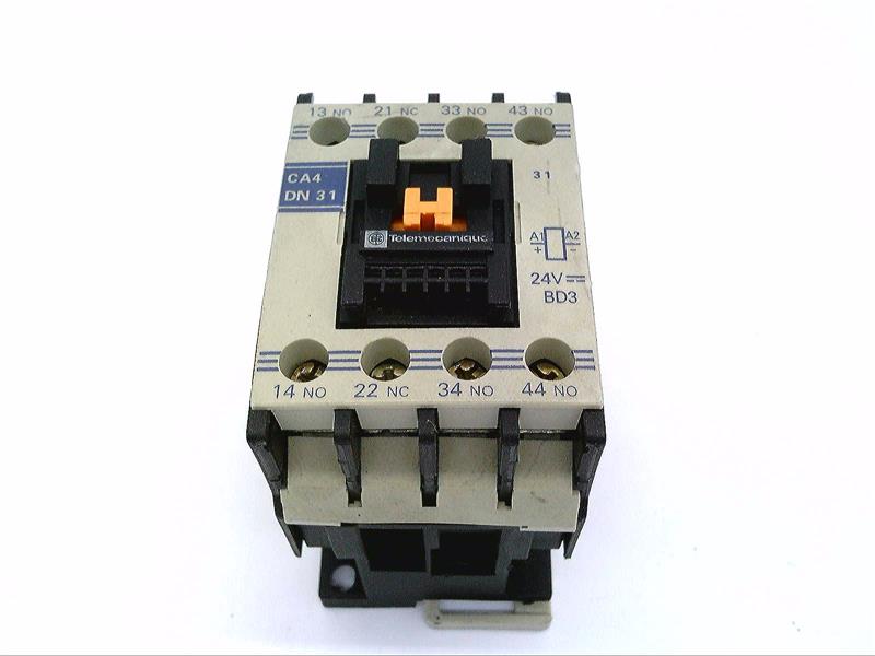 SCHNEIDER ELECTRIC CA4-DN31BD3