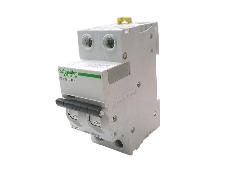 A9F79210 by SCHNEIDER ELECTRIC