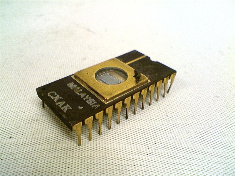 NXP SEMICONDUCTOR MCM2708L
